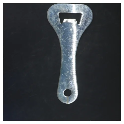 Flaskåbner af metal (str. 26x12 cm)