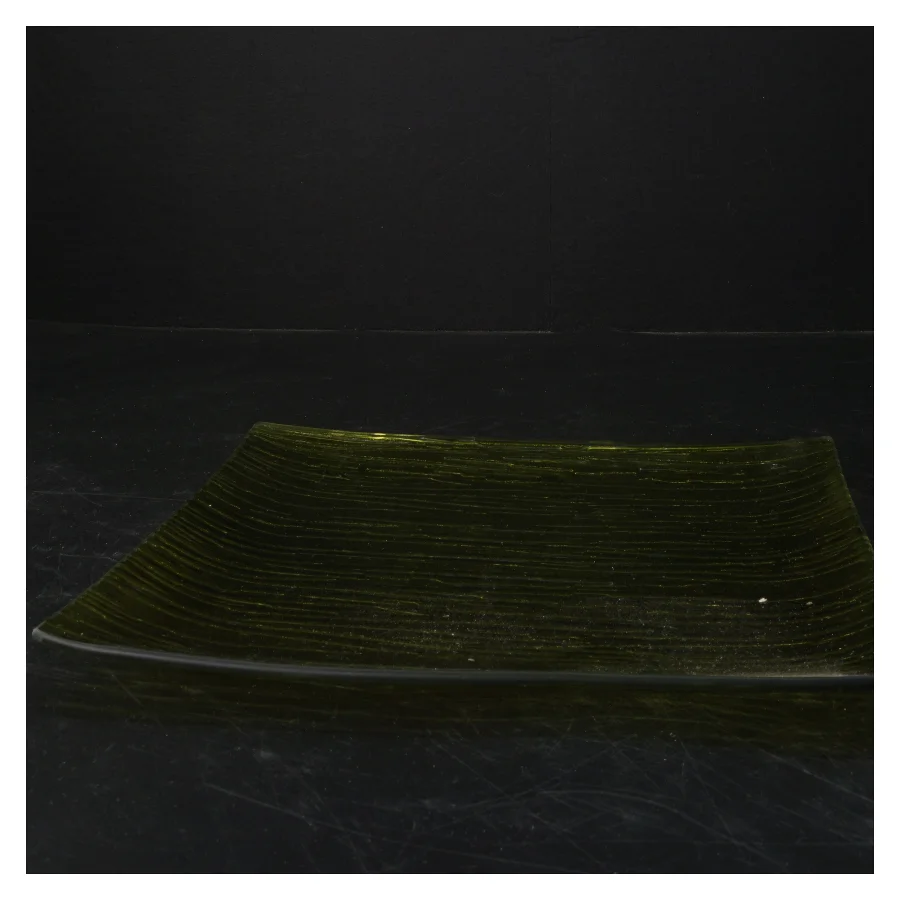 Grønt firkantet glasfad (str. 25x25 cm)