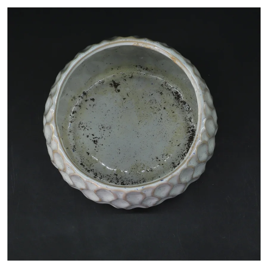 Dekorativ keramikpotte fra Design by Lundager (str. Ø 12 cm længde 11,5 cm)