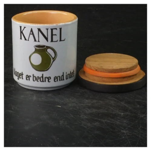 Spice jar with lid (str. 7,5x7 cm)