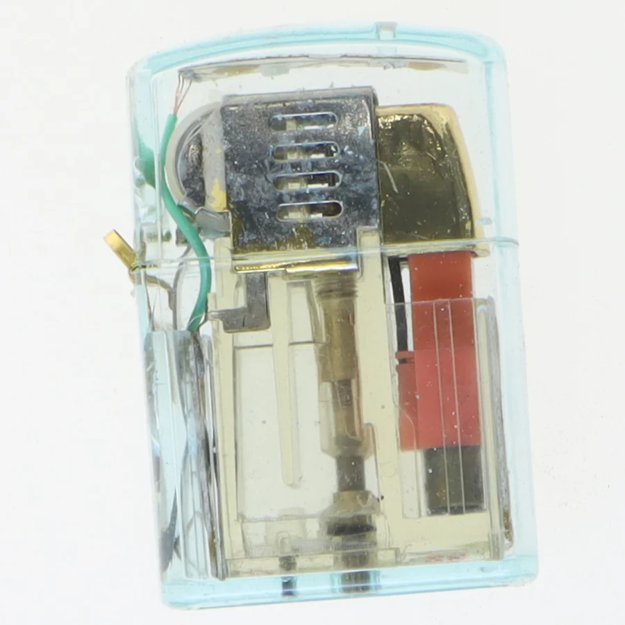 Elektronisk lighter (str. 5,5x3,5 cm)