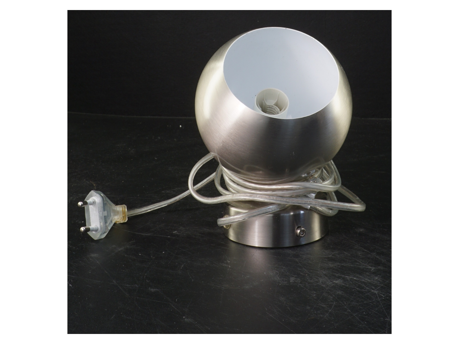 Moderne bordlampe (str. 15x11 cm)