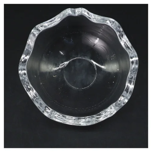 Glas skål med bølget kant (str. Ø 11,5 cm højde 10,5 cm)