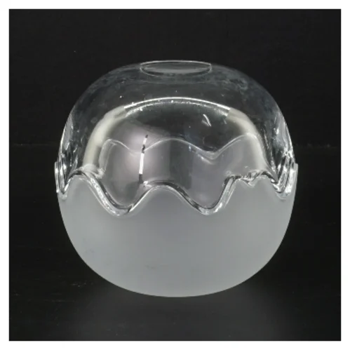 Glas skål med bølget kant (str. Ø 11,5 cm højde 10,5 cm)