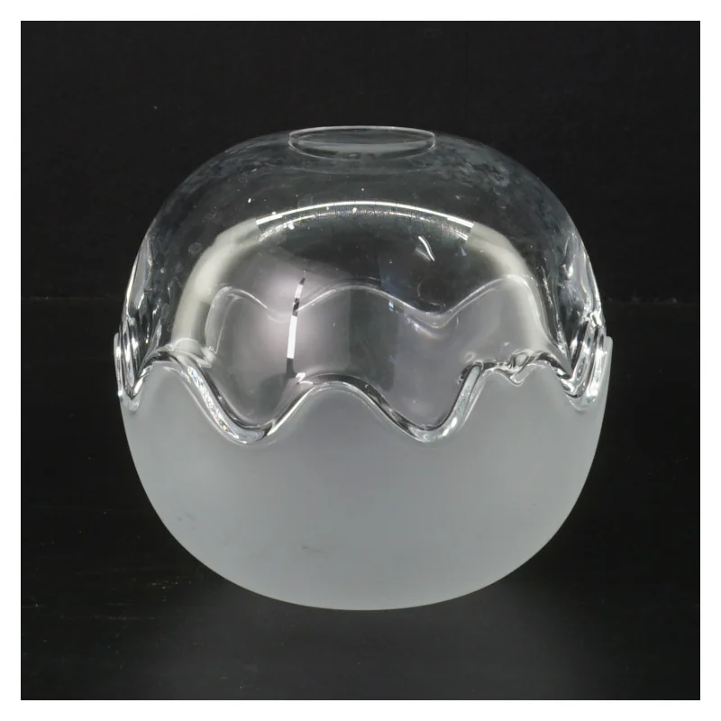 Glas skål med bølget kant (str. Ø 11,5 cm højde 10,5 cm)