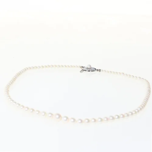 Perlehalskæde (str. 47 cm)