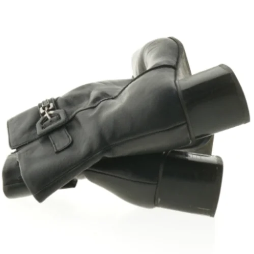 Sort støvler med spænde, størrelse 38 (str. 38 )