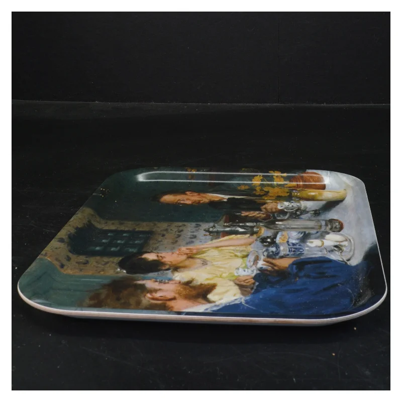 Dekorativ bakke med frokostmotiv (str. 27x20 cm) fra Skagens museum