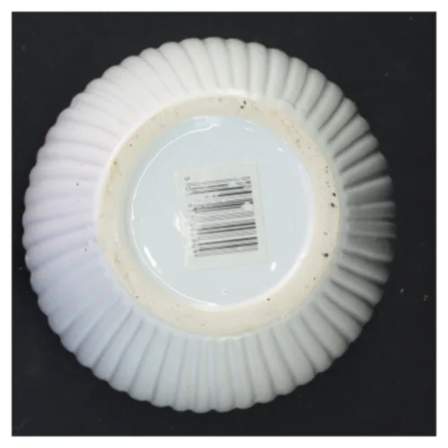 Hvid keramikpotte med riller (str. Ø 14x13 cm)