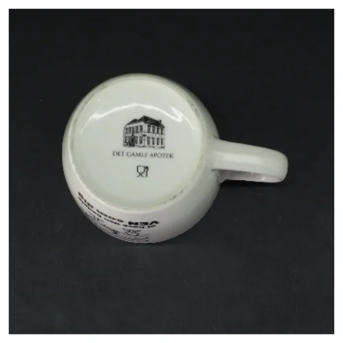 Krus fra Det Gamle Apotek fra Det Gamle Apotek (str. Ø 8,5 cm højde 9,5 cm)