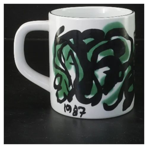 Keramikkrus med abstrakt mønster fra Royal Copenhagen (str. 11,5x10 cm)