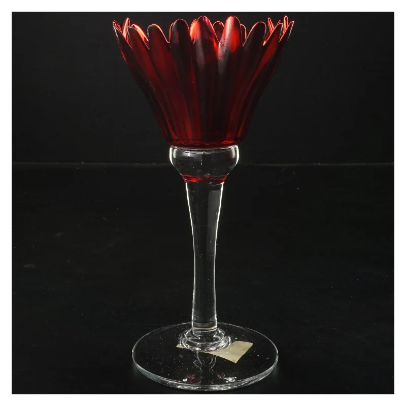 Rød glas lysestage fra Krifon (str. 11x20 cm)