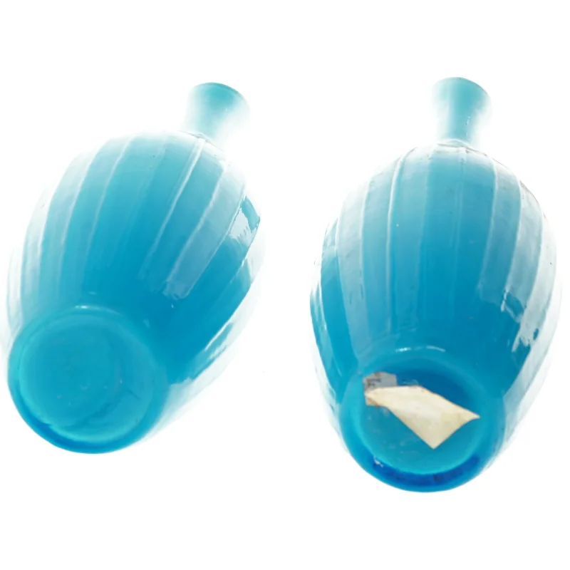 To blå glasvaser (str. 38 cm)