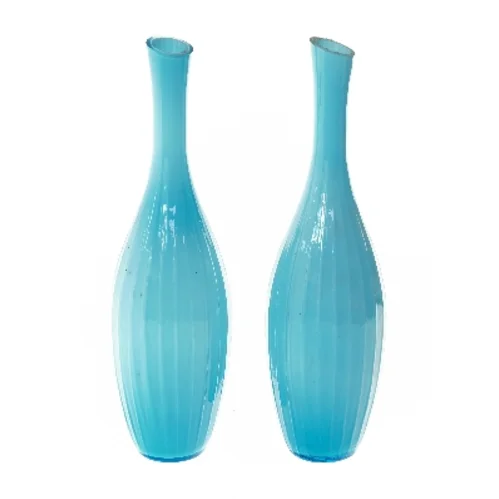 To blå glasvaser (str. 38 cm)