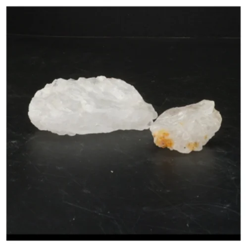 To krystalstykker (str. 11 cm og 6 cm)