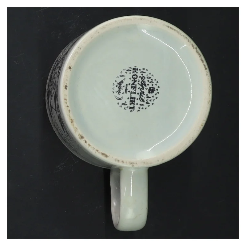 Keramikkrus april med motiv fra Bjørn Wiinblad (str. 9,5 cm)