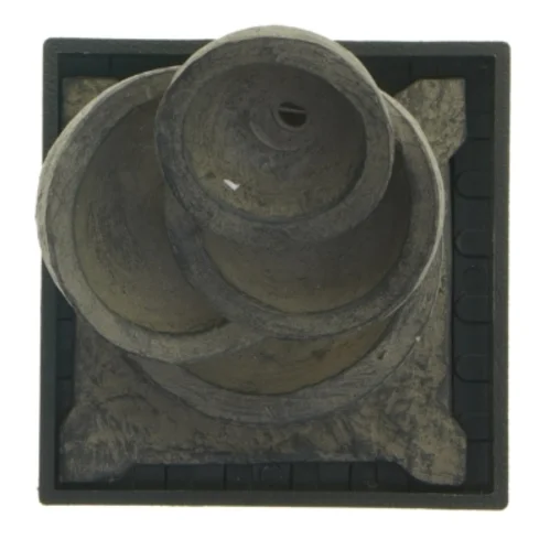 Vand skulptur (str. 13x18x13 cm)