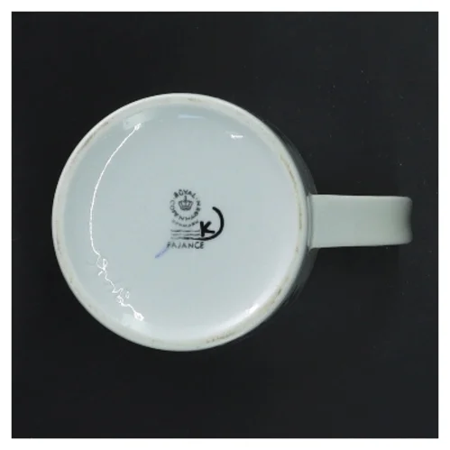 Årskop fra Royal Copenhagen (str. Ø 7 cm længde 8 cm)