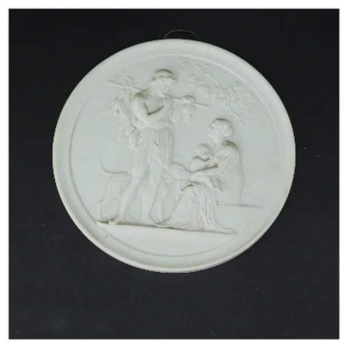 Dekorativt porcelænsrelief fra Royal Copenhagen (str. Ø 14 cm)