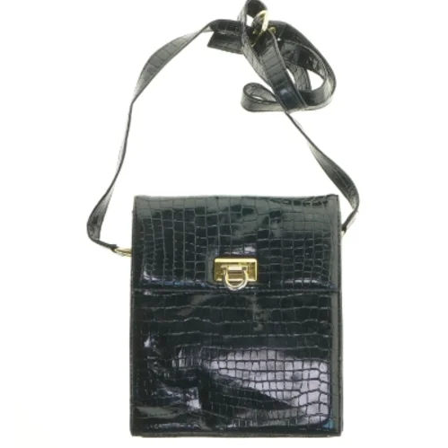 Lille skuldertaske i krokodillemønster (str. 21x19 cm)