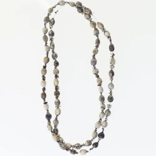 Halskæde med perler (str. 80 cm)