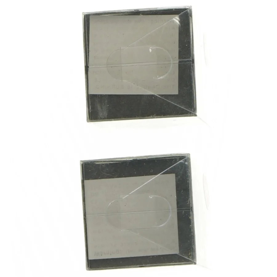 Dekorative ophæng af Jette Frölich fra Jette Frölich (str. 5 x 5 x 5 cm. 2. styk)