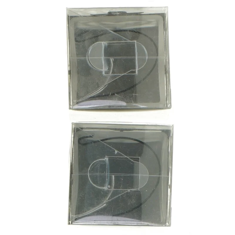 Dekorative ophæng af Jette Frölich fra Jette Frölich (str. 5 x 5 x 5 cm. 2. styk)