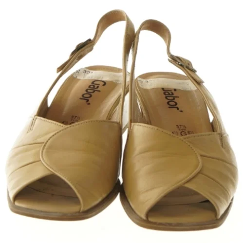 Beige sandaler med lukket tå fra Gabor (str. 37,5 )