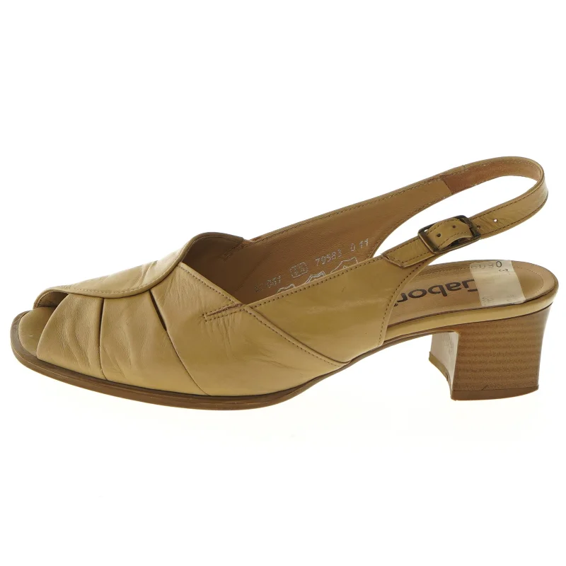 Beige sandaler med lukket tå fra Gabor (str. 37,5 )