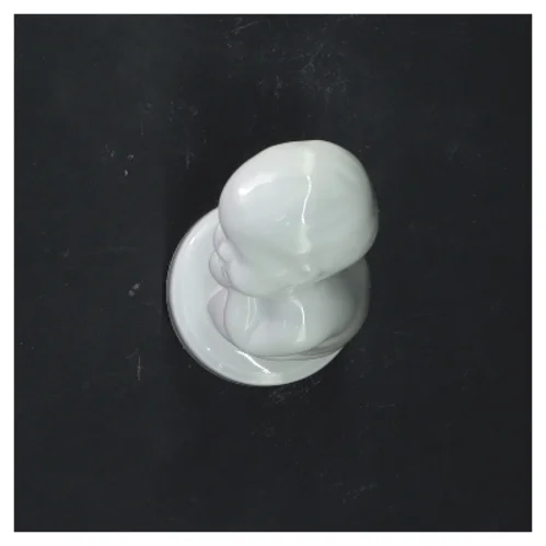 Porcelænsfigur af barn fra Royal Copenhagen (str. 12 cm)