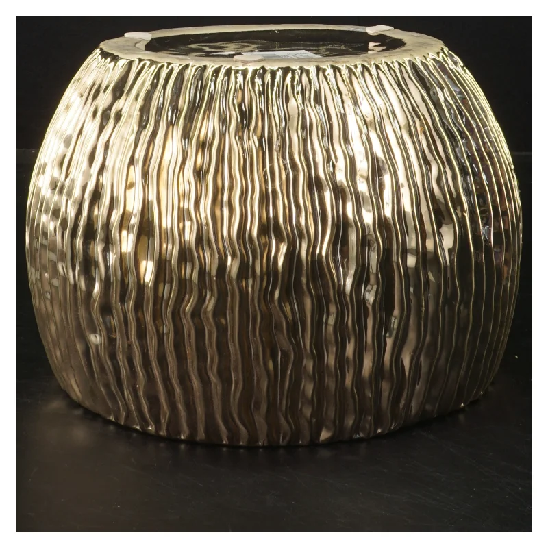 Guld vase fra Krifton (str. 13x17 cm)