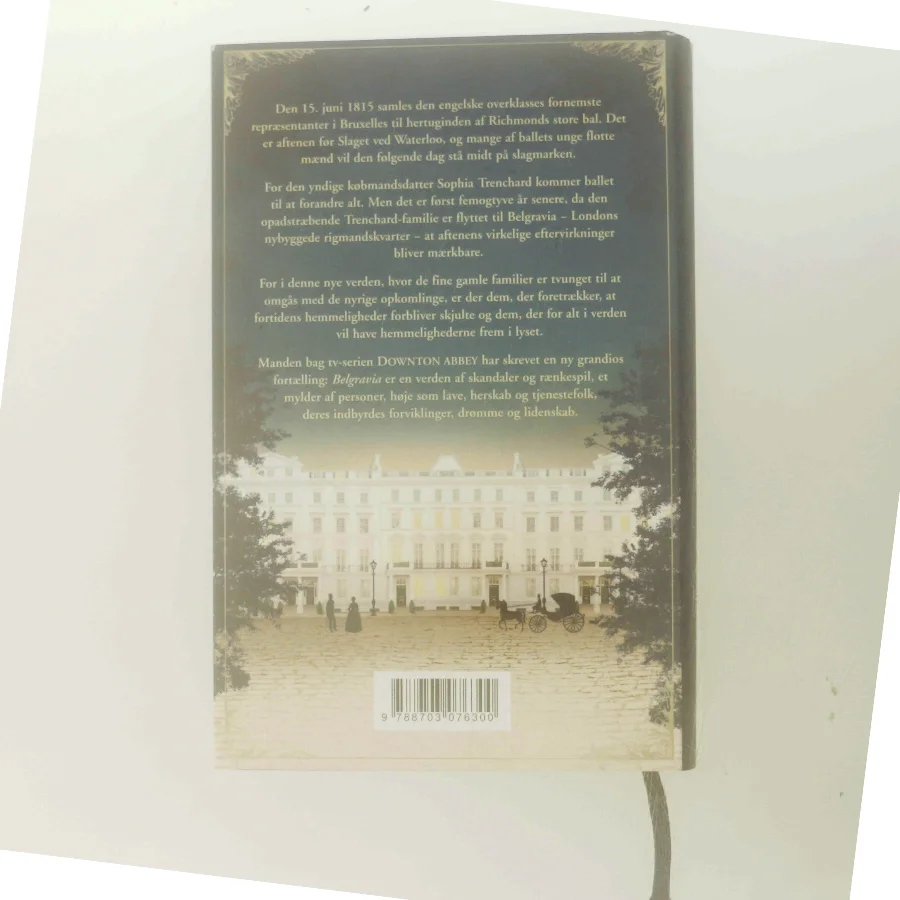 Belgravia : roman af Julian Fellowes (Bog)