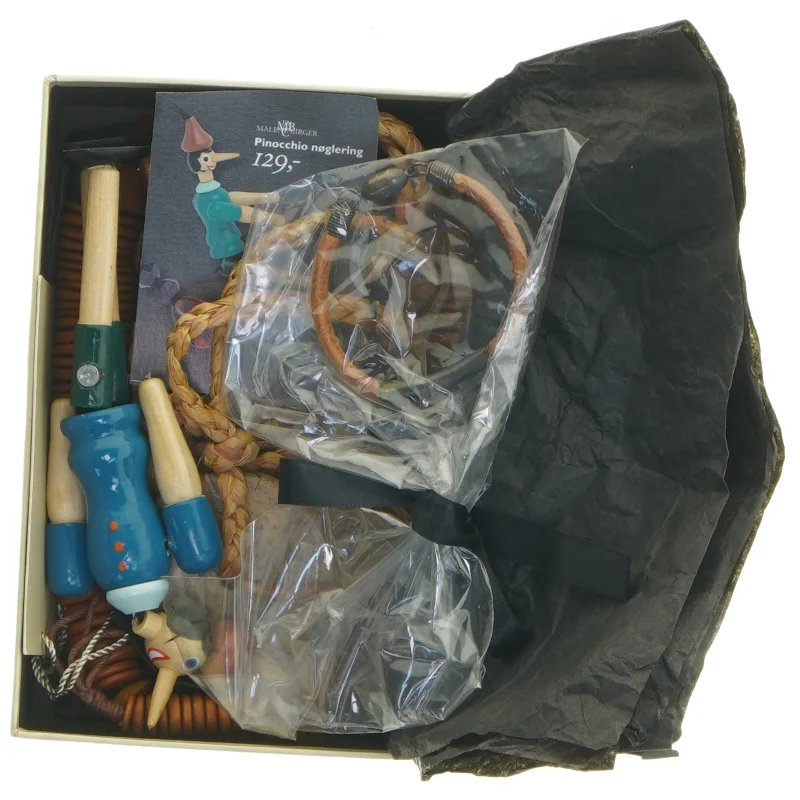 Smykkesæt (str. 16x12x6 cm)