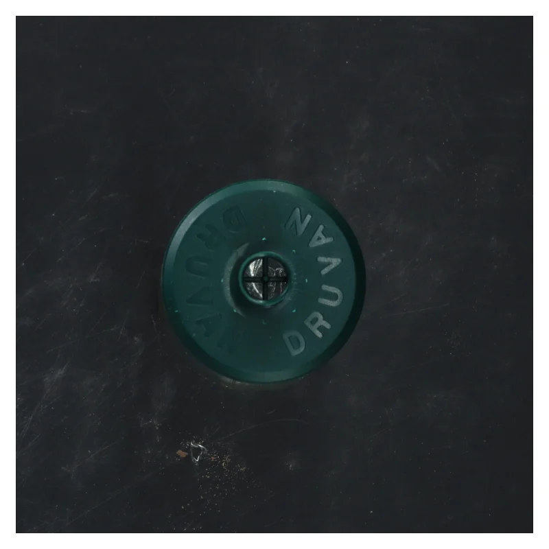 Glasflaske med grøn prop fra Druvan (str. 21 cm)