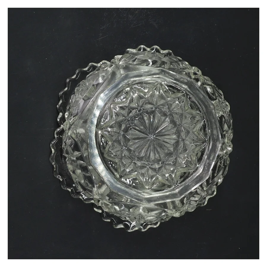 Glasvaser med mønster (str. Ø 11 cm)