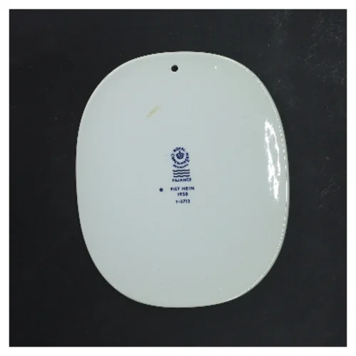 Keramisk platte med citat af Piet Hein fra Royal Copenhagen (str. 17x14 cm)