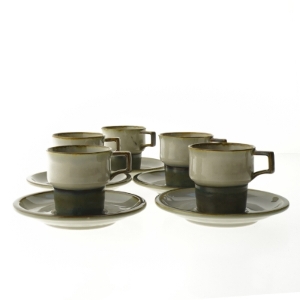 Stel kaffekopper og underkopper, 5 stk. fra B&G (str. Ø 15 og Ø 7,5x7,5 cm) (DVD)