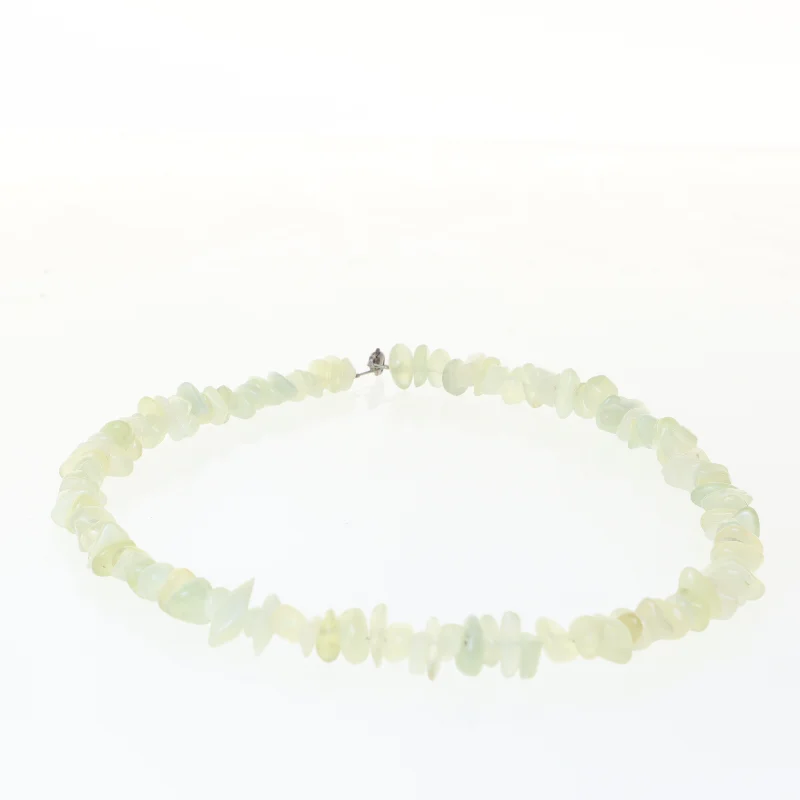 Perlehalskæde i grønne nuancer (str. 46 cm)