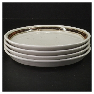 Tallerkener med kantmønster, 4 stk fra Desiree (str. 4 styk, ø 18 cm)