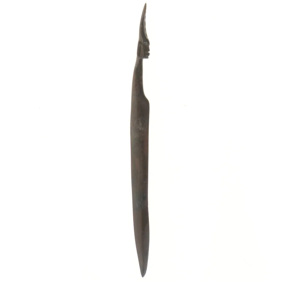 Træskåret figur (str. 33 cm)