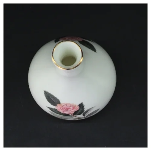 Vase med rose motiv fra Wedgwood (str. 13,5 cm)