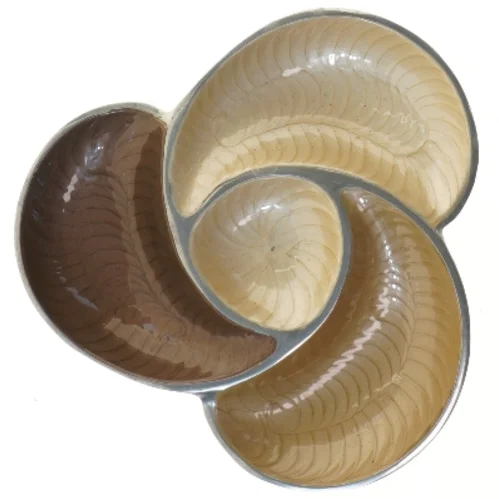 Gylden serveringsskål fra Home Centre (str. Ø 25 cm)