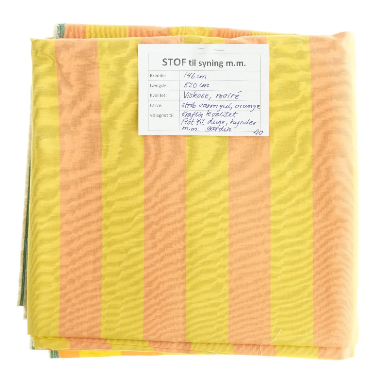 Kraftigt, stribet stof med moire-effekt, 520 cm x 136 cm