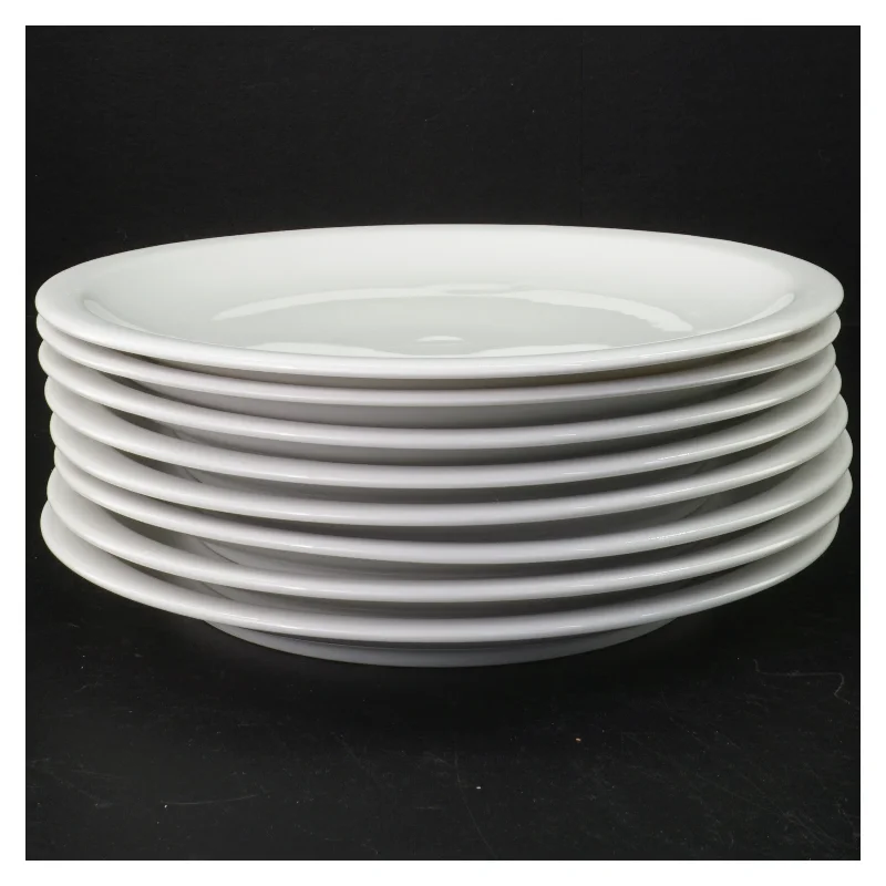 8 middagstallerkener, hvidt porcelæn (str. 23,5 cm)