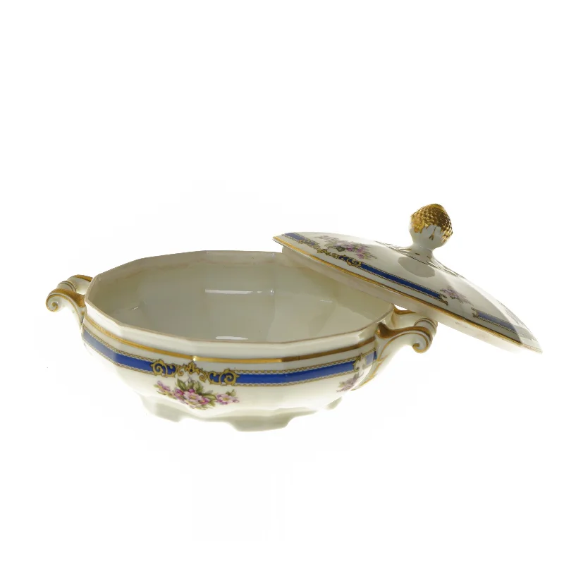 Dekorativ porcelænsskål med låg, fra Schlaggenwald (str. Ø 23x17 cm)