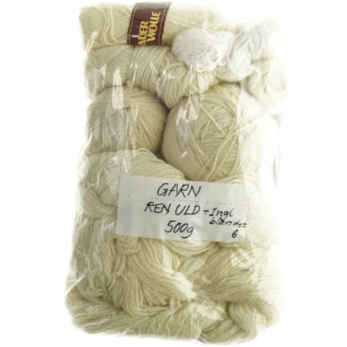 Garn i ren uld (et ngl blandet), råhvid (500 gram) 