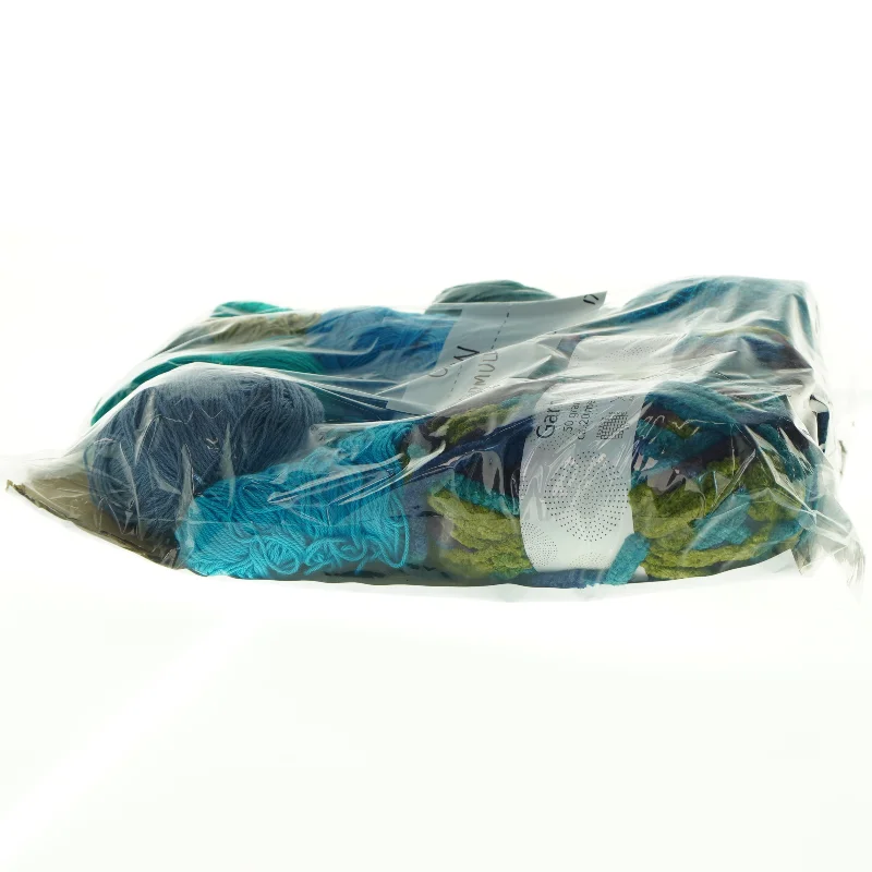 Garnpakke i blandede blå og grønne nuancer (420 gram)