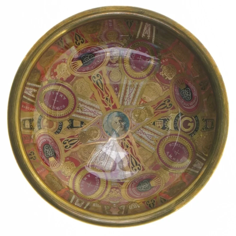 Antik skål med cigarmærker og messingkant (str. Ø 11,5 cm)