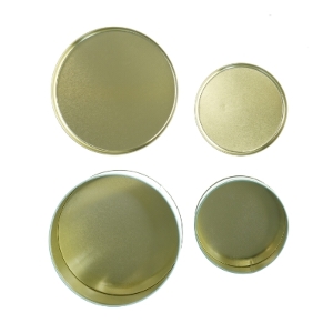 Dekorative dåser med stjernemotiv fra Søstrene Grene (str. 18 x 8 cm og 12 x 6 cm)