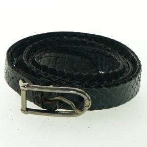 Mørkt bælte i slangeskind (str. 72 cm - første hul)